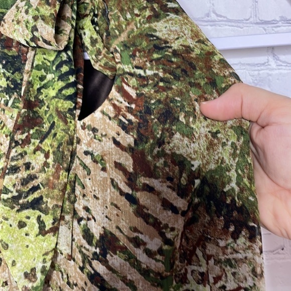 BCX Chiffon Camo Camouflage Sleeveless Summer Halter Top w Front Ruffles Size S - Picture 7 of 12